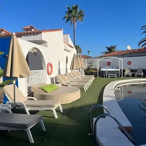 Parco vacanze Rainbow Golf Bungalows, Gay Men-only